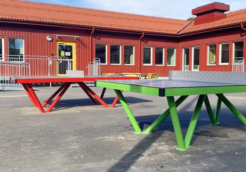 Table de ping-pong extérieure dans un établissement à Berne